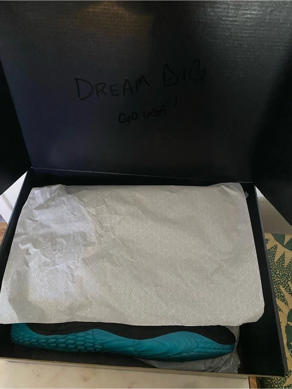 Men's High-Top Athletic Shoes in Black/Teal with Pink Accents